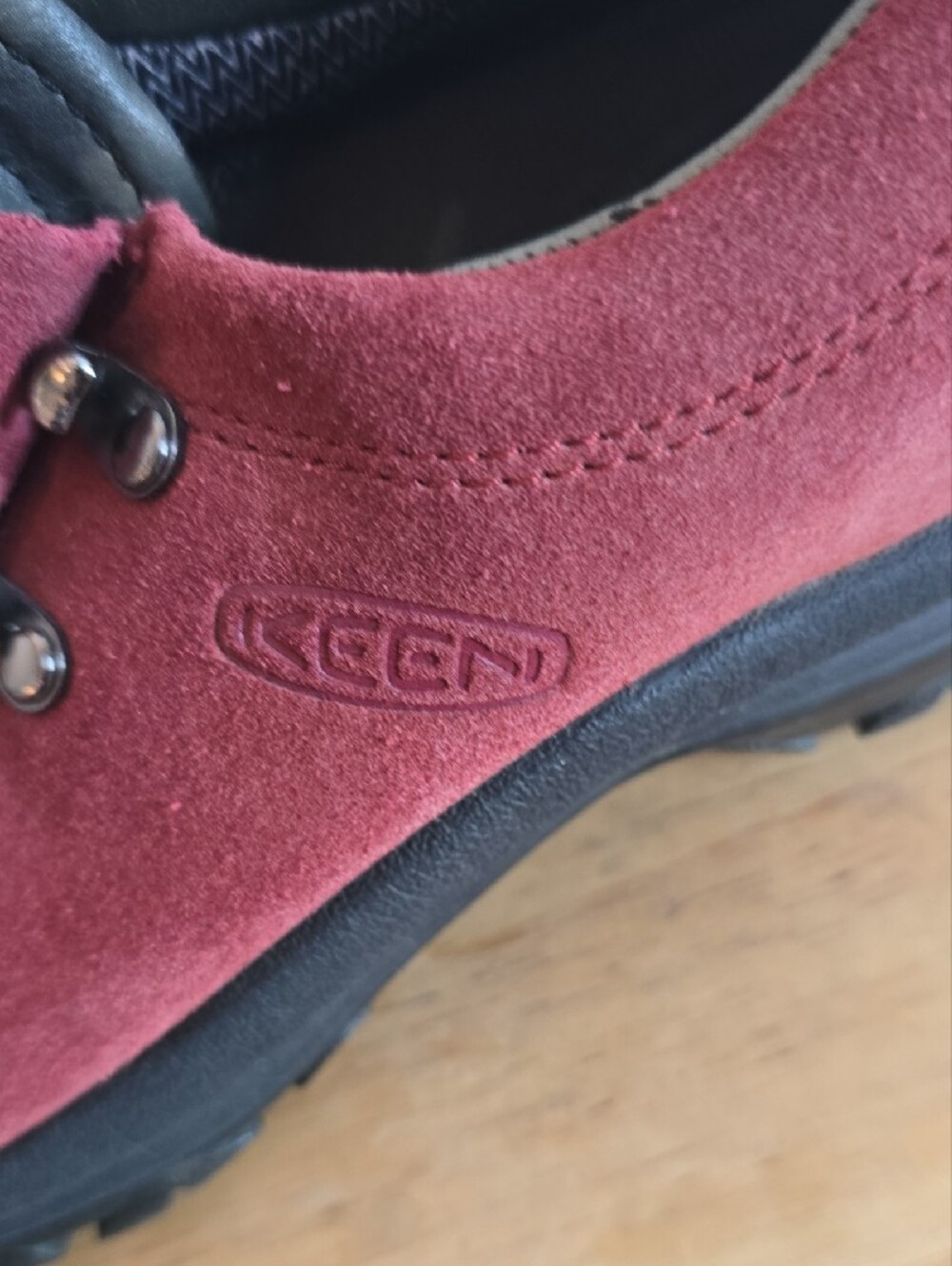 Keen Burgundy Suede Lace-Up Sneakers with Black Toe Caps - Picture 2 of 10